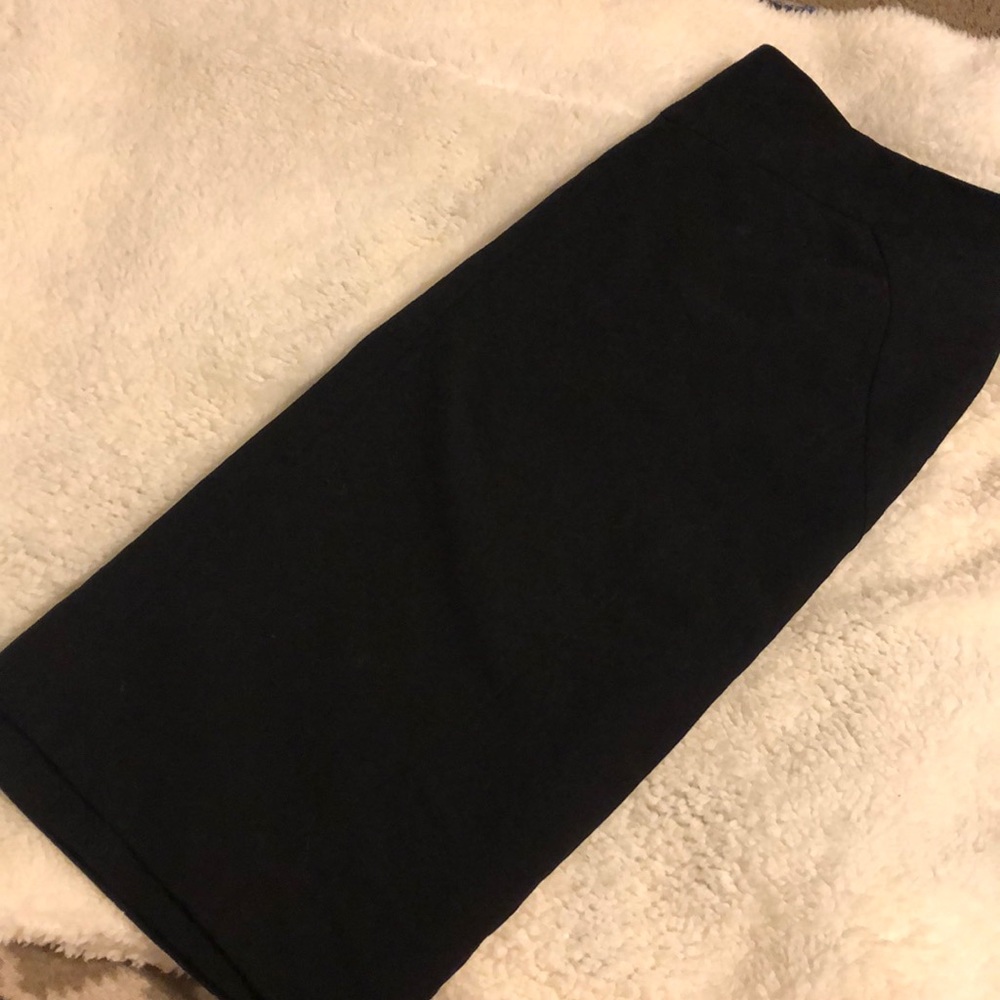 Business casual Worthington pencil shirt